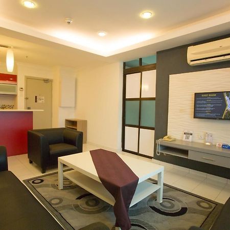 Klana Beach Resort Порт-Диксон Экстерьер фото